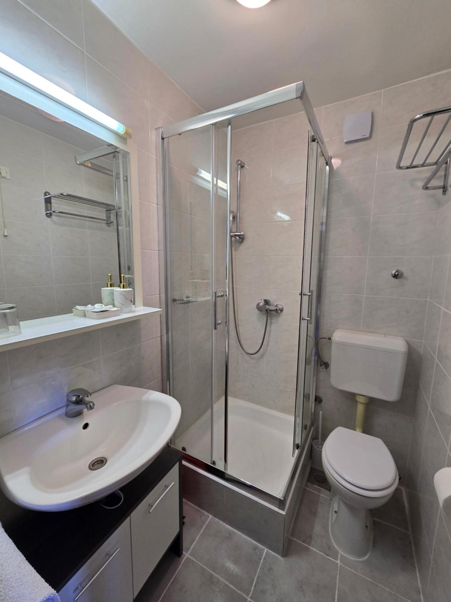 Rooms Lux Split Phòng bức ảnh